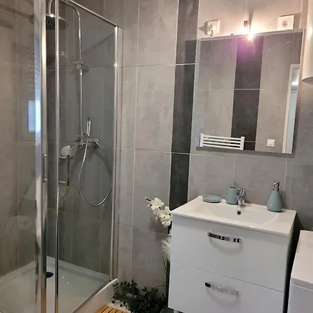 Cocooning House 204 Green- Superb Aeroport Paris Roissy Cdg, Parc Asterix, Chateau De Chantilly, Stade De France Apartment Survilliers